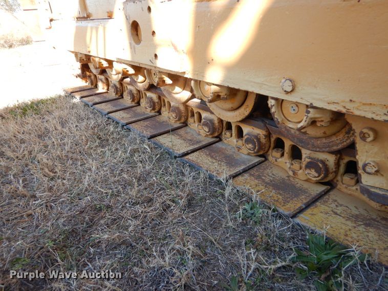 image for item DH0559 1978 Caterpillar D6D  cable plow