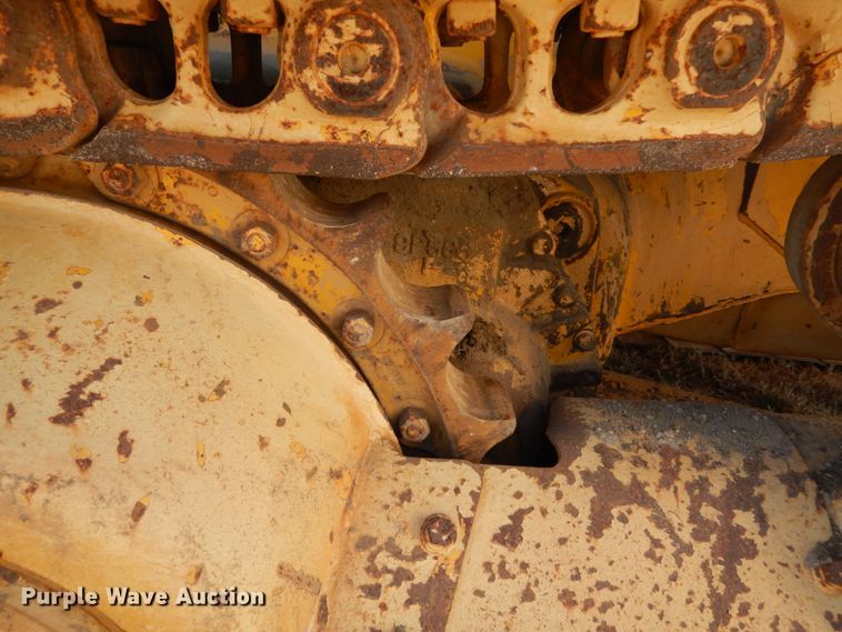 image for item DH0559 1978 Caterpillar D6D  cable plow