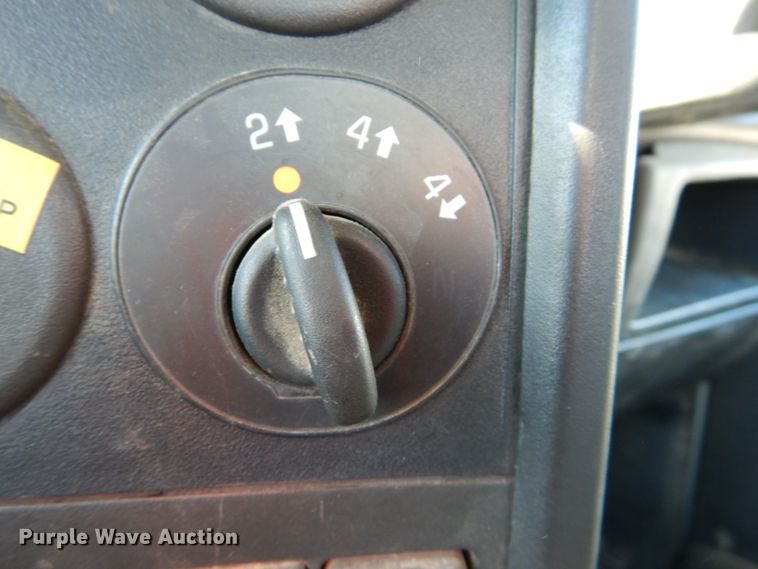 image for item DH0561 2009 Chevrolet C5500  bucket truck