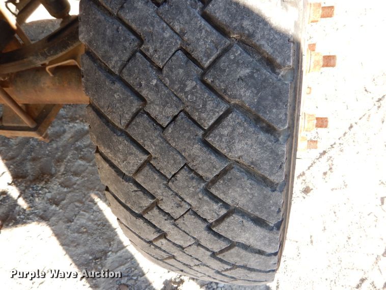 image for item DH0561 2009 Chevrolet C5500  bucket truck