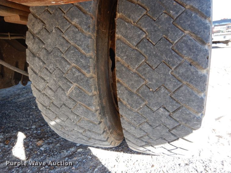 image for item DH0561 2009 Chevrolet C5500  bucket truck