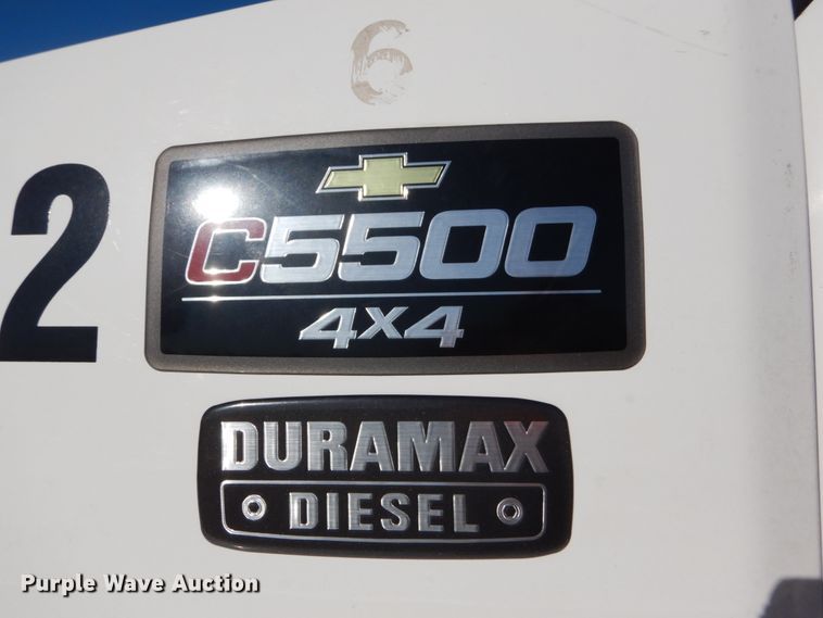 image for item DH0561 2009 Chevrolet C5500  bucket truck