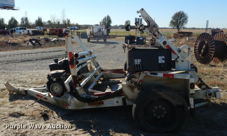 image for item DH0565 2013 Larson 5620 reel trailer