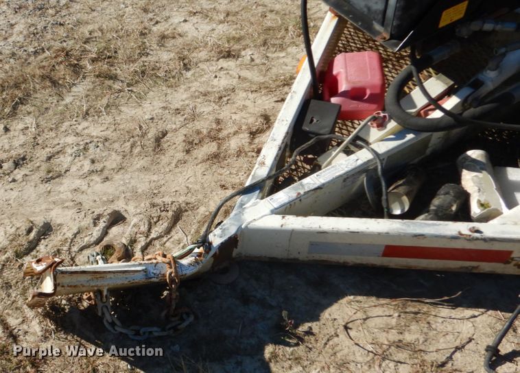 image for item DH0565 2013 Larson 5620 reel trailer