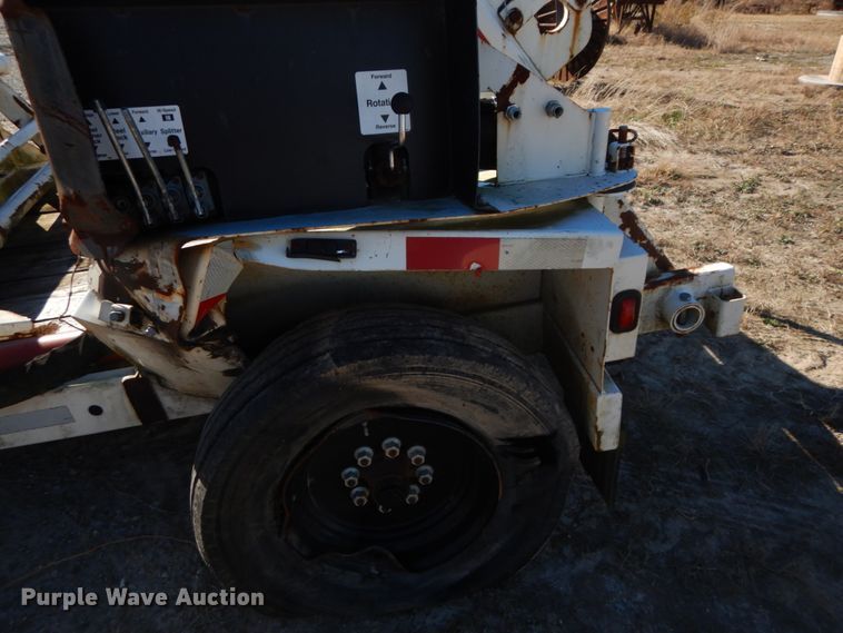 image for item DH0565 2013 Larson 5620 reel trailer