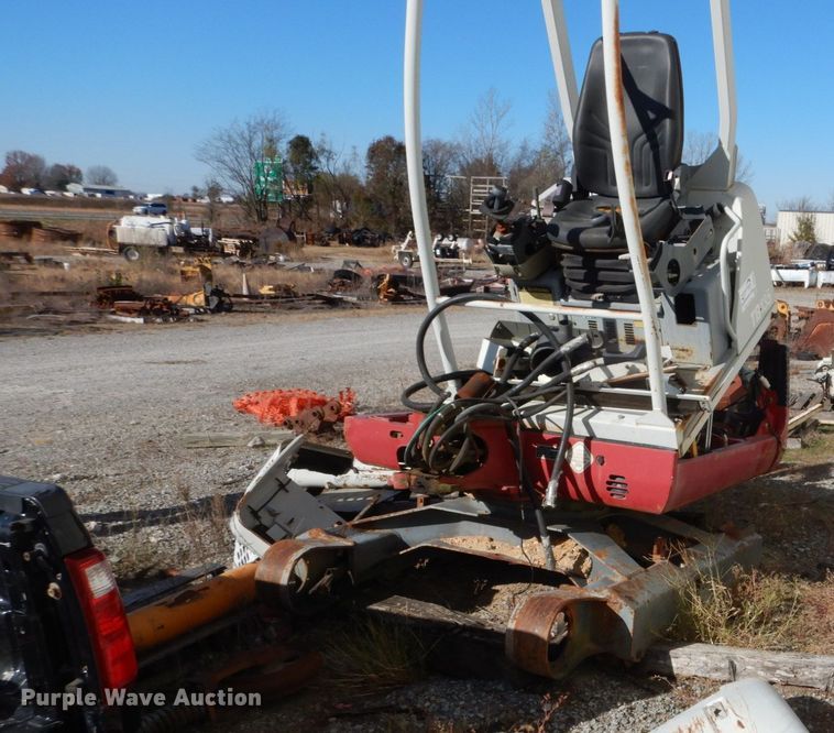 image for item DH0567 2006 Takeuchi TB135  mini excavator