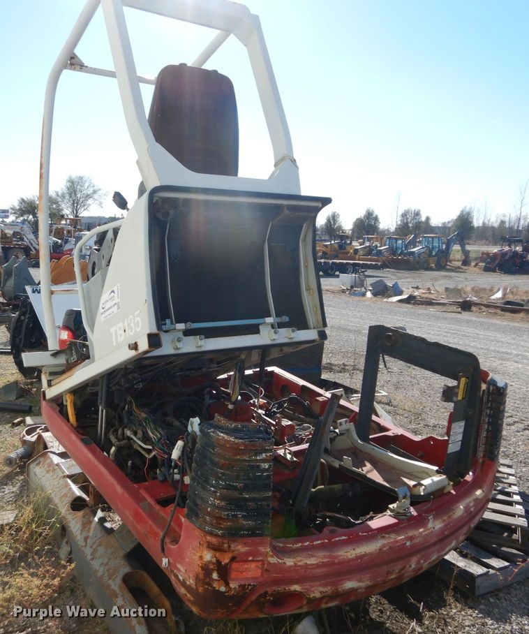 image for item DH0567 2006 Takeuchi TB135  mini excavator