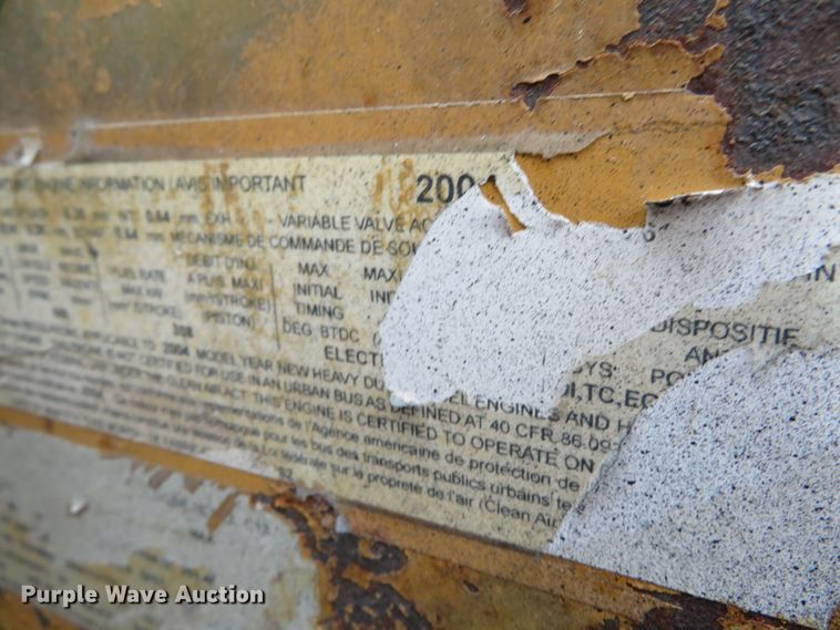 image for item DH0581 2005 Peterbilt 378  flatbed truck with Vermeer fluid mixing system