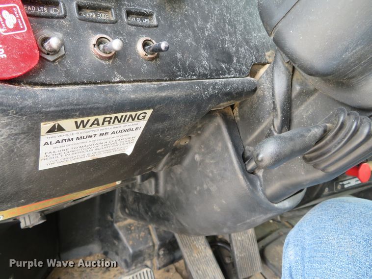 image for item DH0581 2005 Peterbilt 378  flatbed truck with Vermeer fluid mixing system