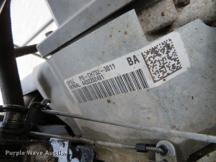 image for item DH0581 2005 Peterbilt 378  flatbed truck with Vermeer fluid mixing system