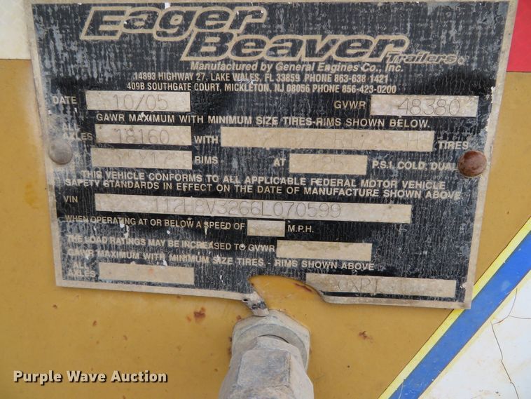 image for item DH0582 2006 Eager Beaver 20XPT equipment trailer