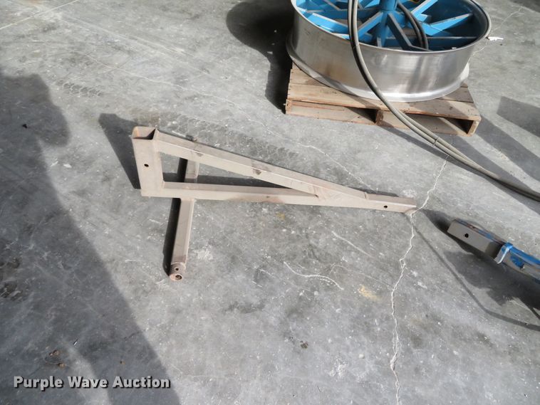 image for item DH0583 Arnold 301 fiber optic cable puller