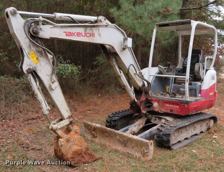 image for item DH0594 Takeuchi TB240  mini excavator