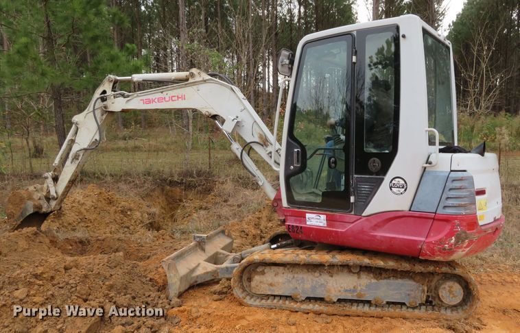image for item DH0595 Takeuchi TB235  mini excavator