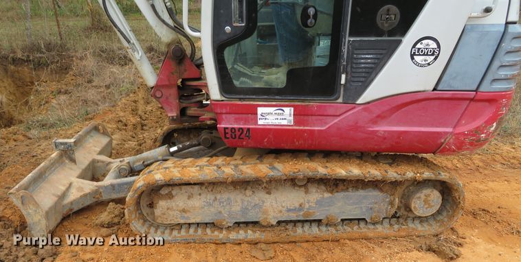 image for item DH0595 Takeuchi TB235  mini excavator