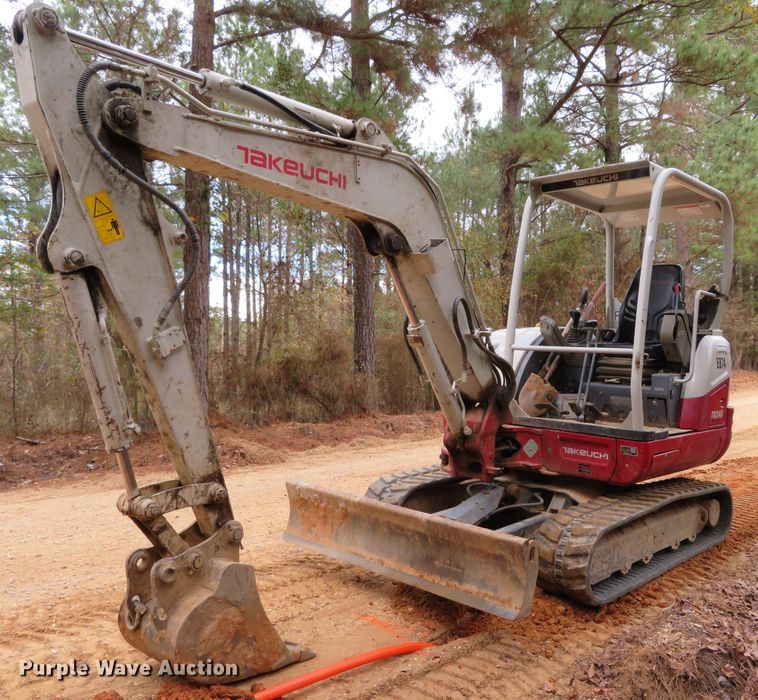 image for item DH0596 Takeuchi TB240  mini excavator