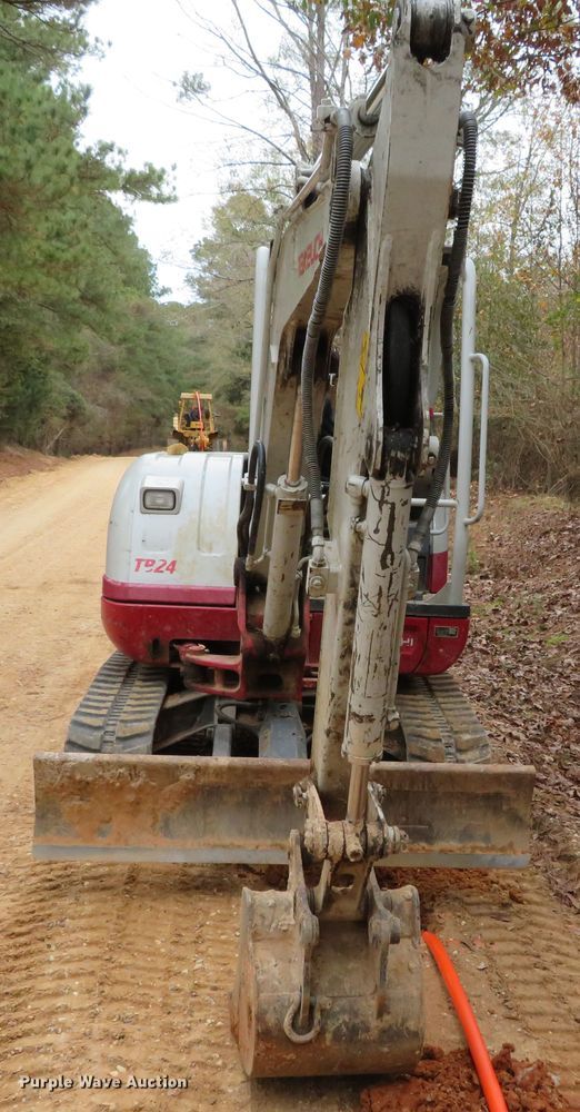 image for item DH0596 Takeuchi TB240  mini excavator