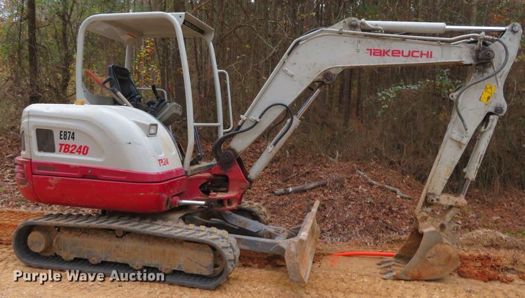 image for item DH0596 Takeuchi TB240  mini excavator
