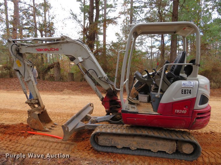 image for item DH0596 Takeuchi TB240  mini excavator