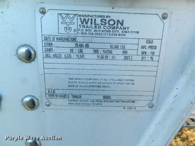 image for item DF4587 2006 Wilson DWH500 Pace Setter double hopper bottom grain trailer