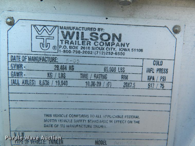 image for item DF4587 2006 Wilson DWH500 Pace Setter double hopper bottom grain trailer