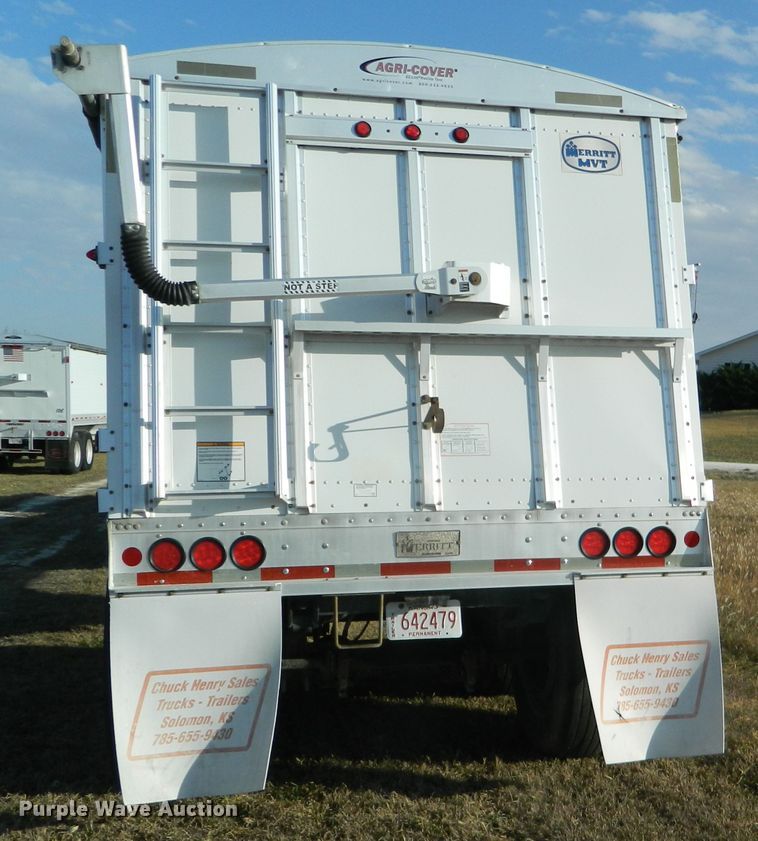 image for item DF4590 2011 Merritt double hopper bottom grain trailer