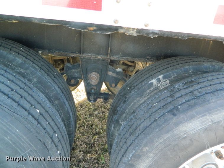 image for item DF4590 2011 Merritt double hopper bottom grain trailer