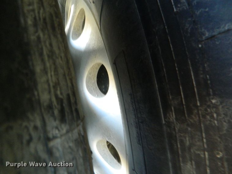 image for item DF4590 2011 Merritt double hopper bottom grain trailer