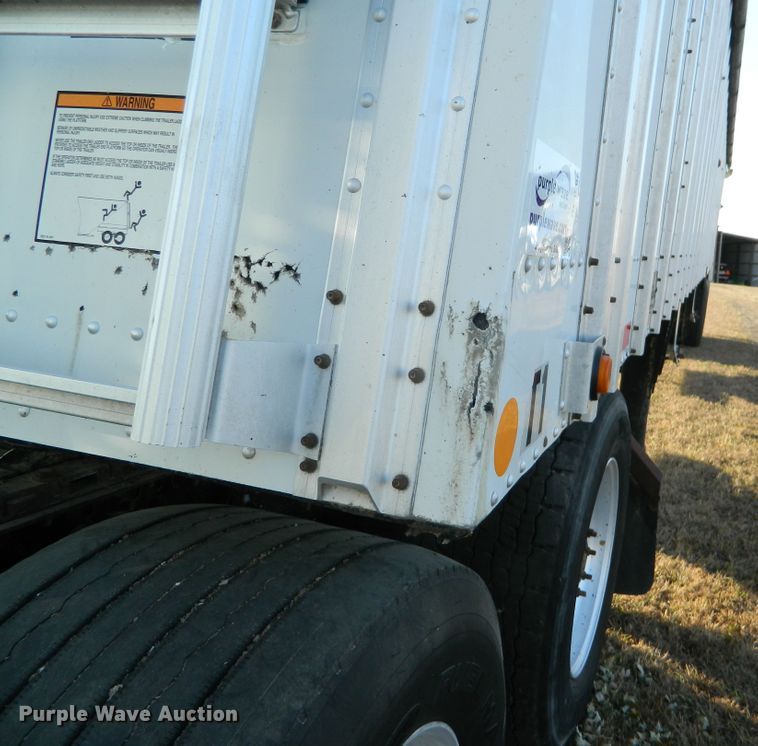 image for item DF4590 2011 Merritt double hopper bottom grain trailer