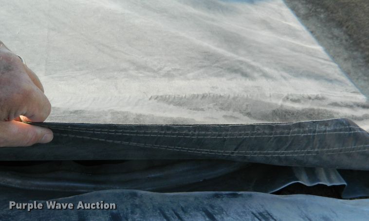 image for item DF4590 2011 Merritt double hopper bottom grain trailer