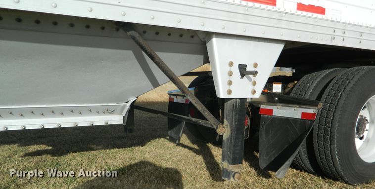 image for item DF4592 2007 Timpte Super Hopper double hopper grain trailer