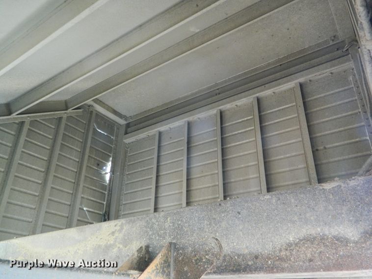 image for item DF4592 2007 Timpte Super Hopper double hopper grain trailer