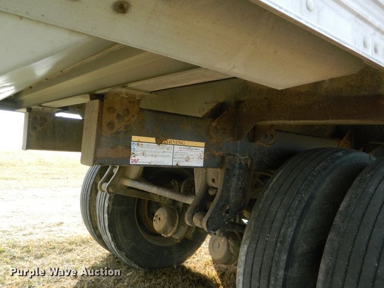 image for item DF4592 2007 Timpte Super Hopper double hopper grain trailer