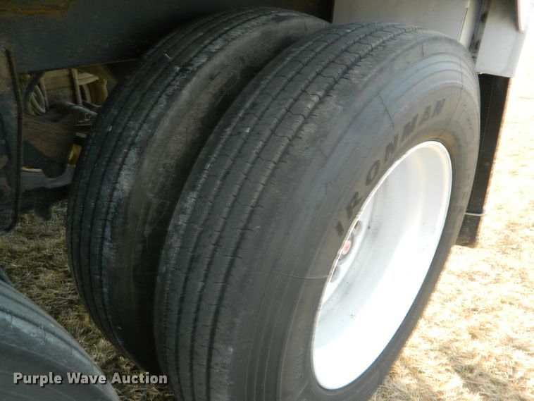 image for item DF4592 2007 Timpte Super Hopper double hopper grain trailer