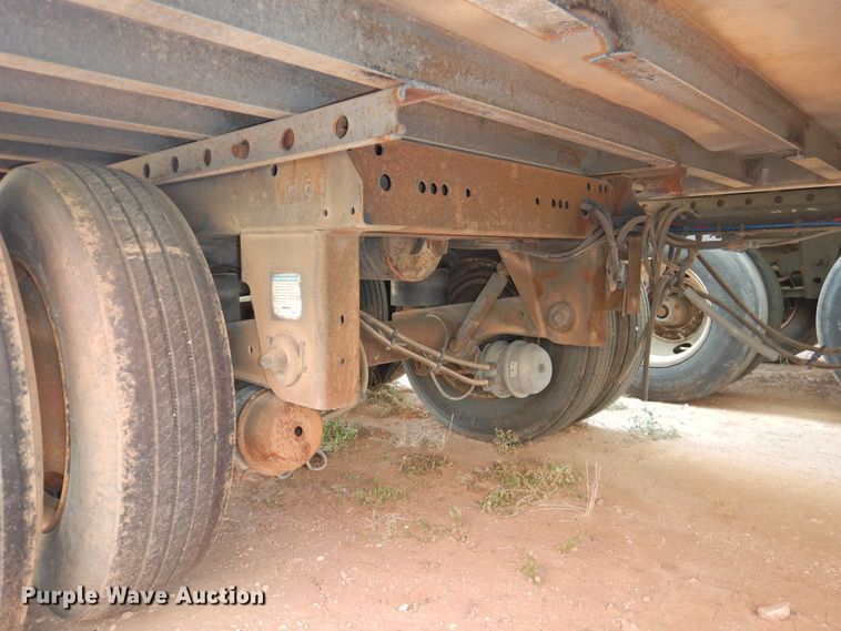 image for item DG1421 2004 Great Dane refrigerated van trailer