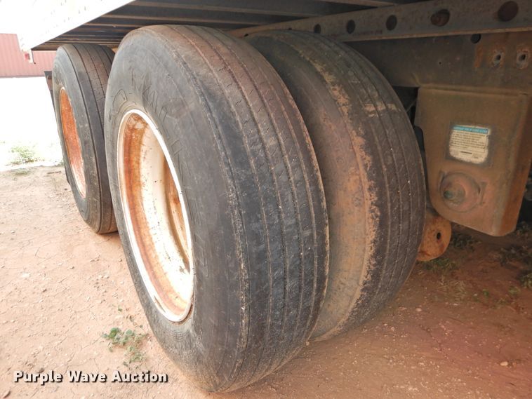 image for item DG1421 2004 Great Dane refrigerated van trailer