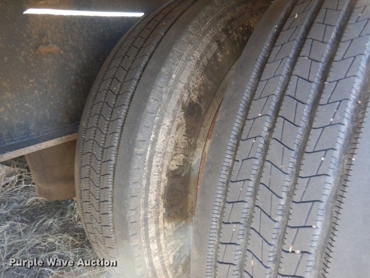 image for item DG4666 1988 Seibert drop deck trailer