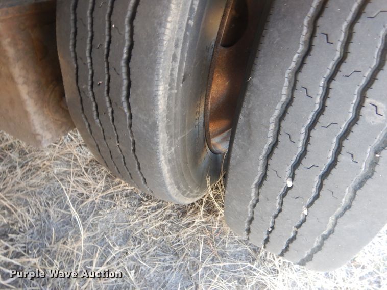 image for item DG4666 1988 Seibert drop deck trailer