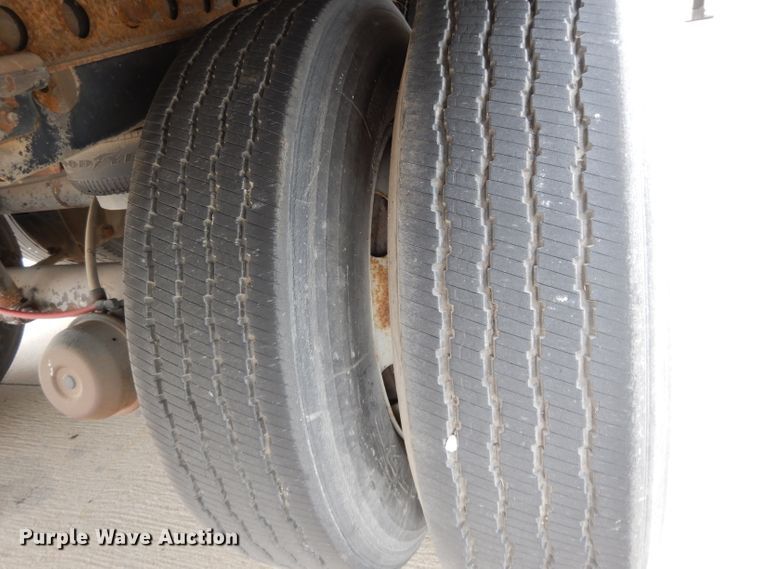 image for item DH3282 2000 Wabash DVCVHPC dry van trailer