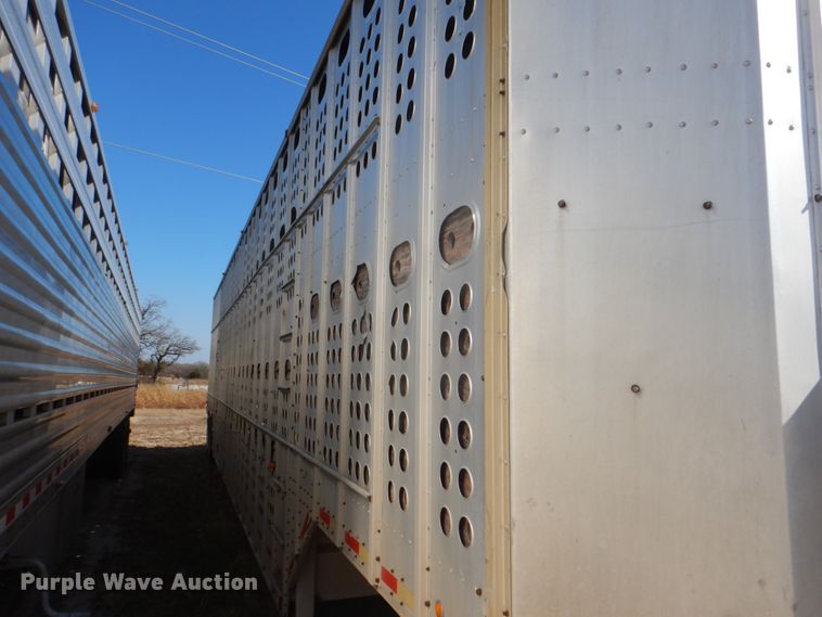 image for item DH5414 1991 Merritt livestock trailer