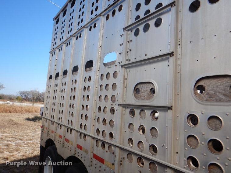 image for item DH5414 1991 Merritt livestock trailer
