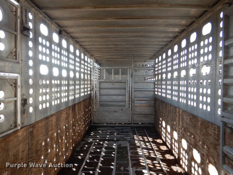 image for item DH5414 1991 Merritt livestock trailer