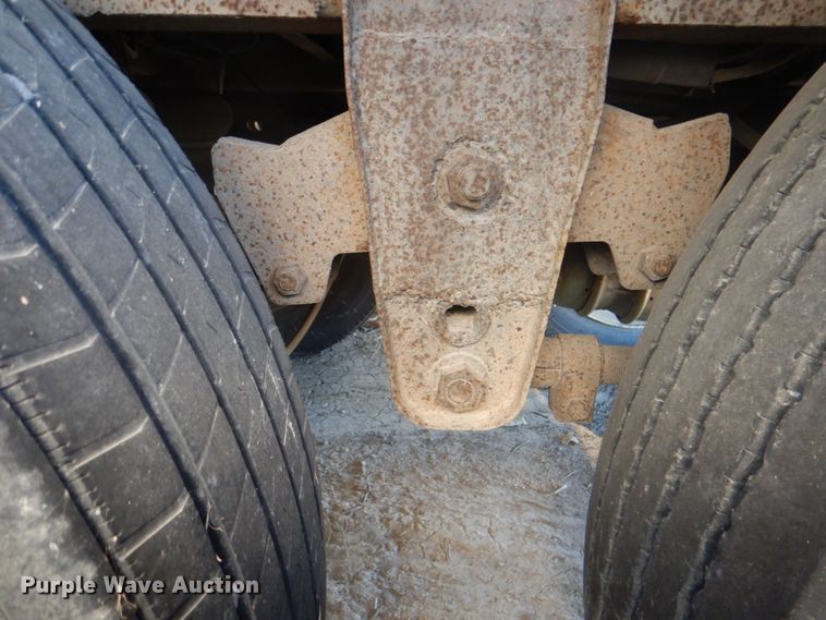 image for item DH5414 1991 Merritt livestock trailer