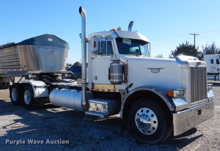 image for item DH5417 1995 Peterbilt 378  semi truck