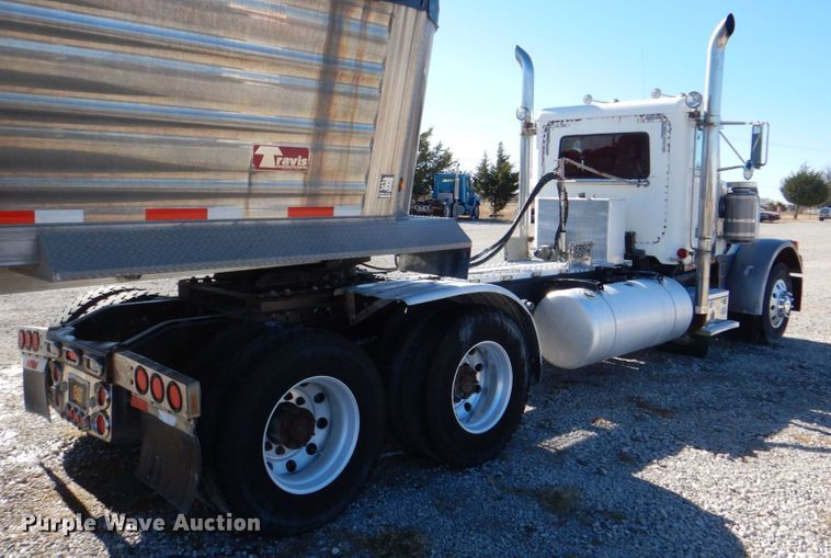 image for item DH5417 1995 Peterbilt 378  semi truck