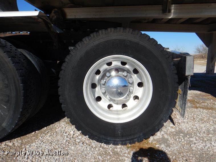 image for item DH5417 1995 Peterbilt 378  semi truck