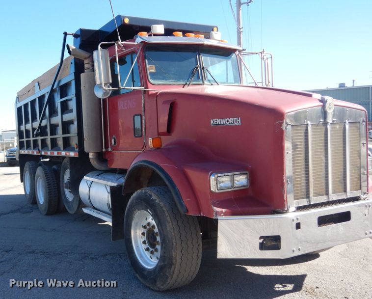 image for item DI1007 1997 Kenworth T800  dump truck