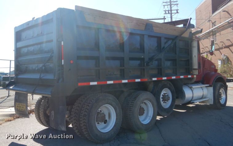 image for item DI1007 1997 Kenworth T800  dump truck