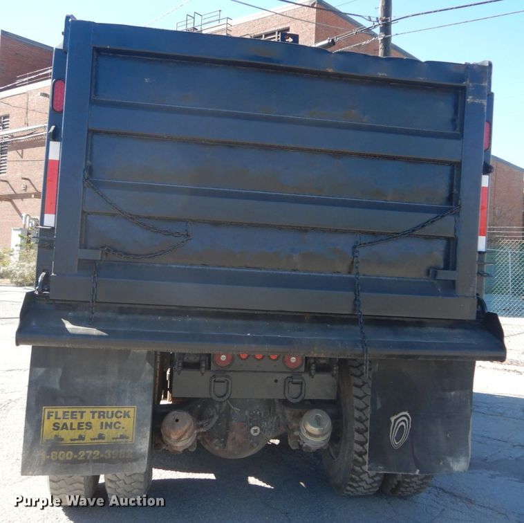 image for item DI1007 1997 Kenworth T800  dump truck