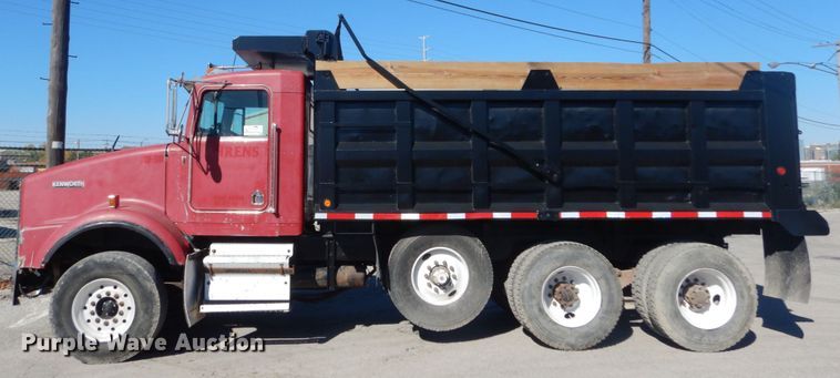 image for item DI1007 1997 Kenworth T800  dump truck